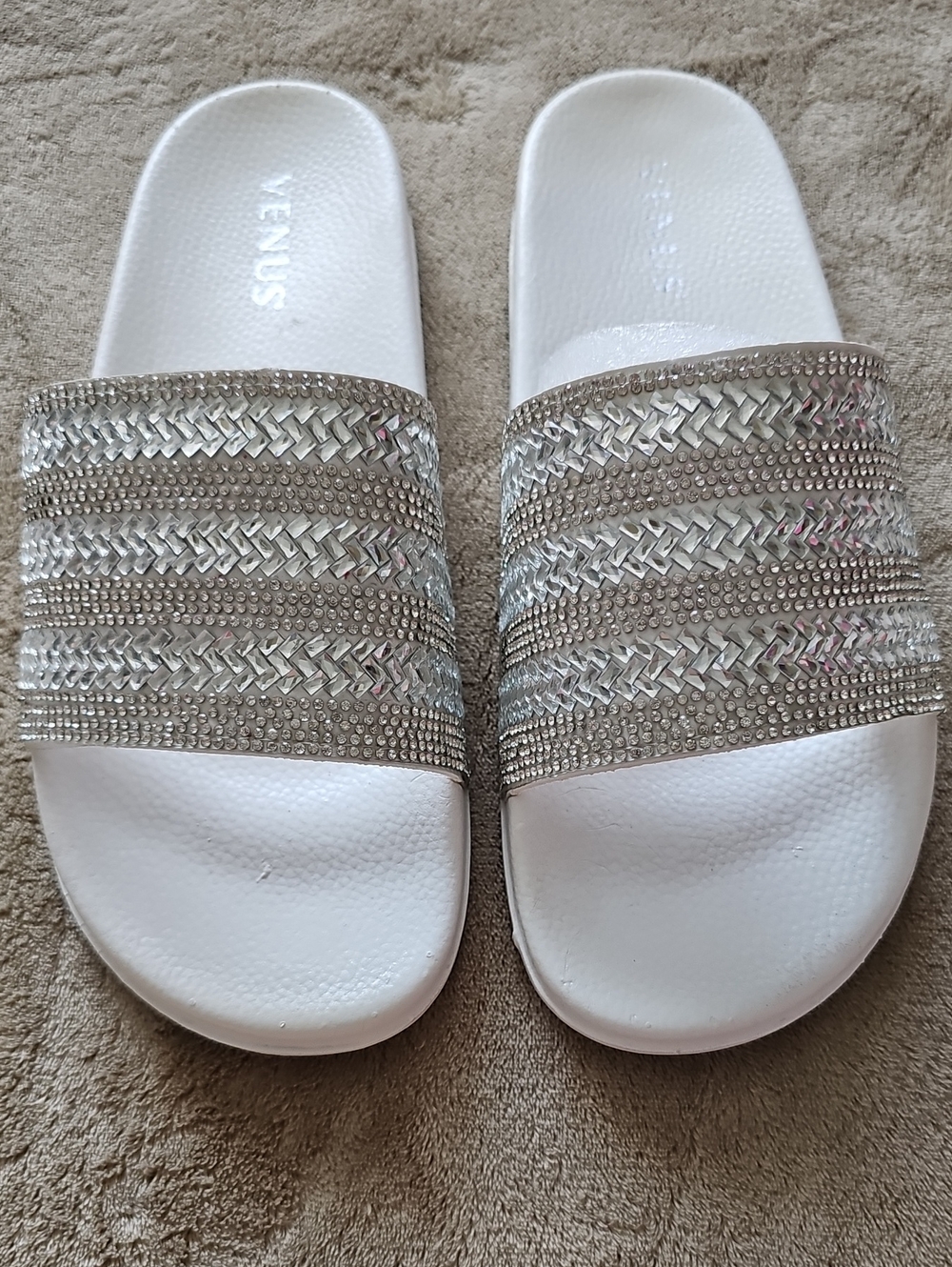NEW VENUS White Slide Sandals with Silver Woven and Beaded Strap